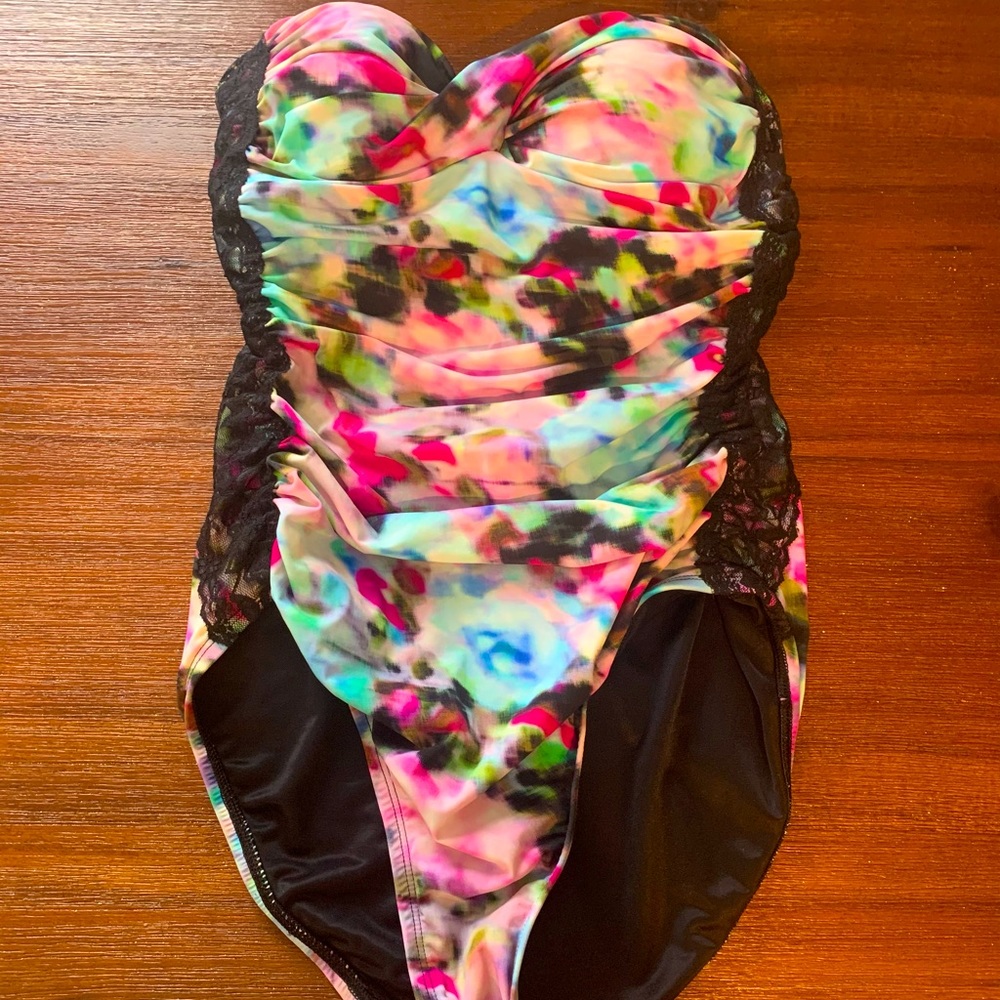 SPANX tummy control swim suit-size 6